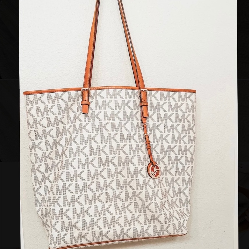 Michael Kors Tote